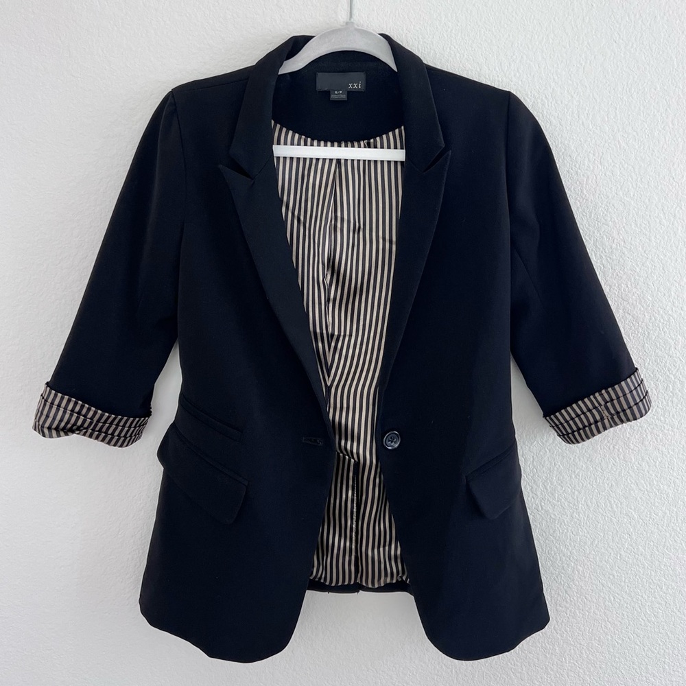 Forever 21 black blazer with black and gold strips design